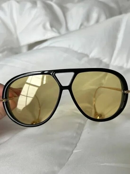 Bottega Veneta Black Sunglasses main image 4